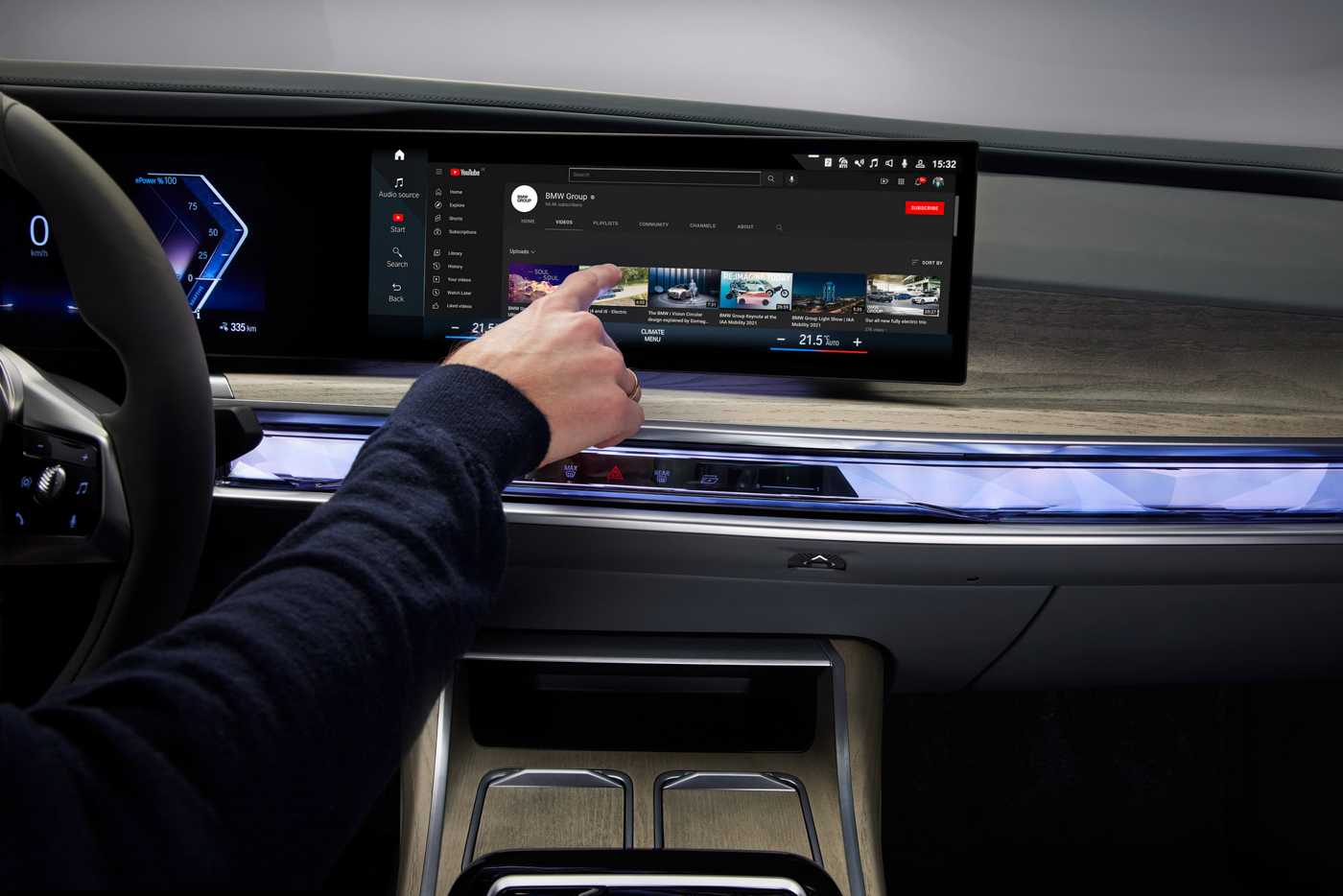 BMW 7 Series 760i xDrive (18)-38.JPG