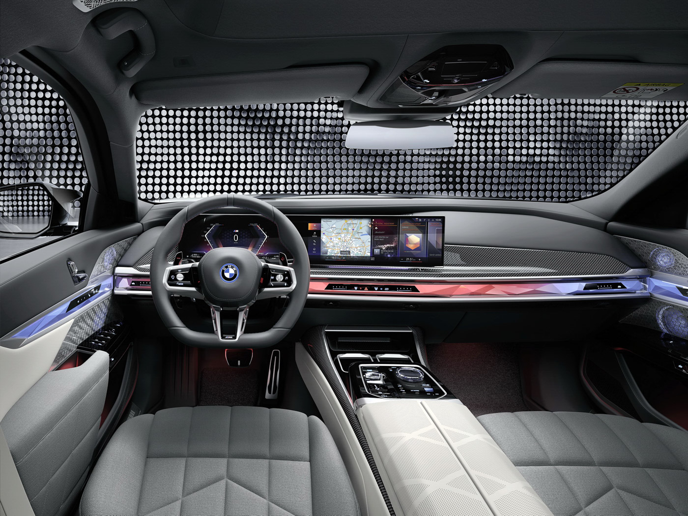 BMW 7 Series M (4)-49.JPG