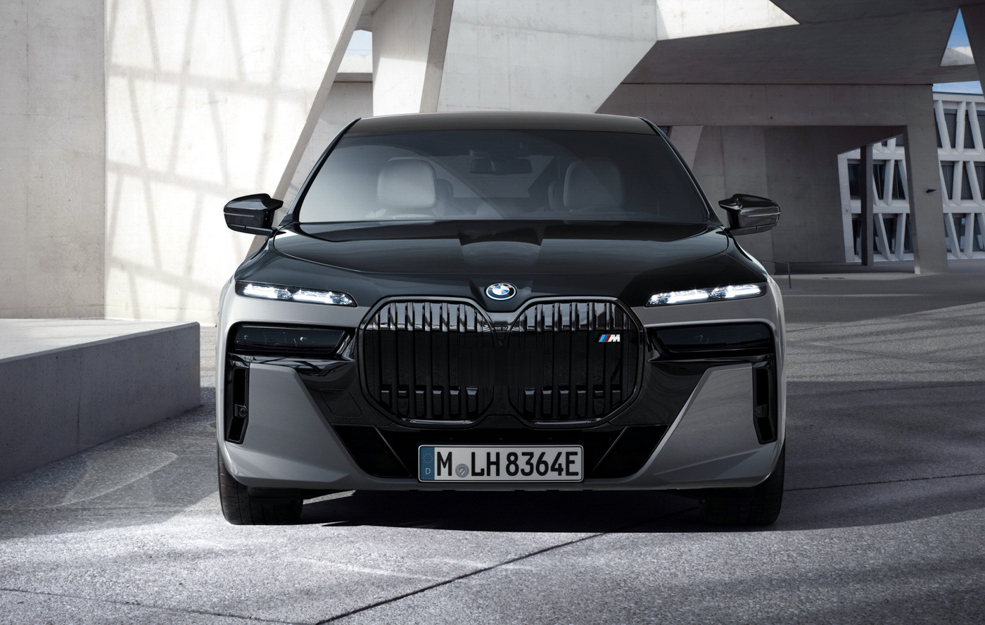 BMW 7 Series M (9)-53.JPG