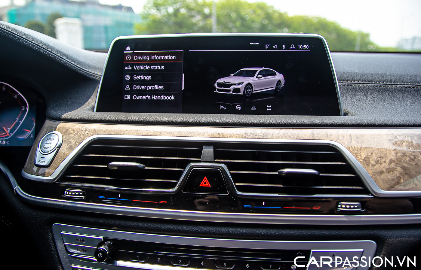 BMW 7 Series M Sport (14).JPG