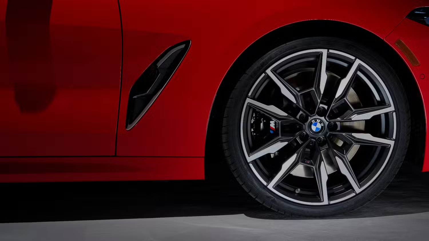 bmw-8-series-edition-m-heritage-13.jpeg
