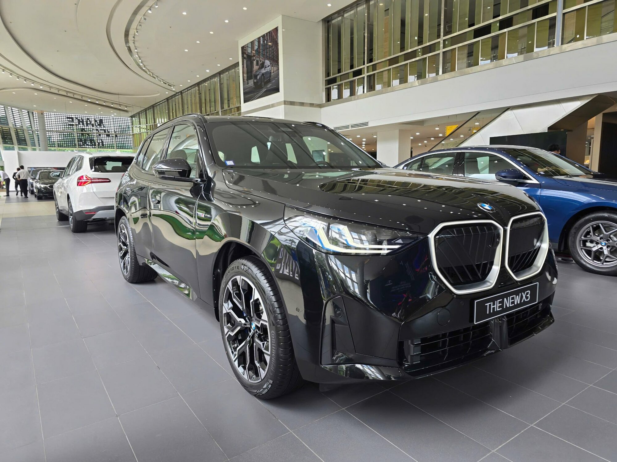 bmw-anh-2.jpg