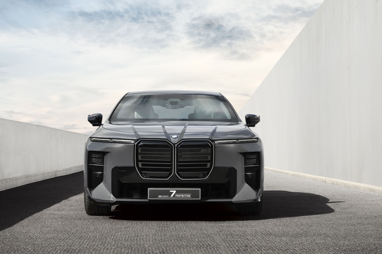 BMW Concept 7 Protection-anh-2.jpeg