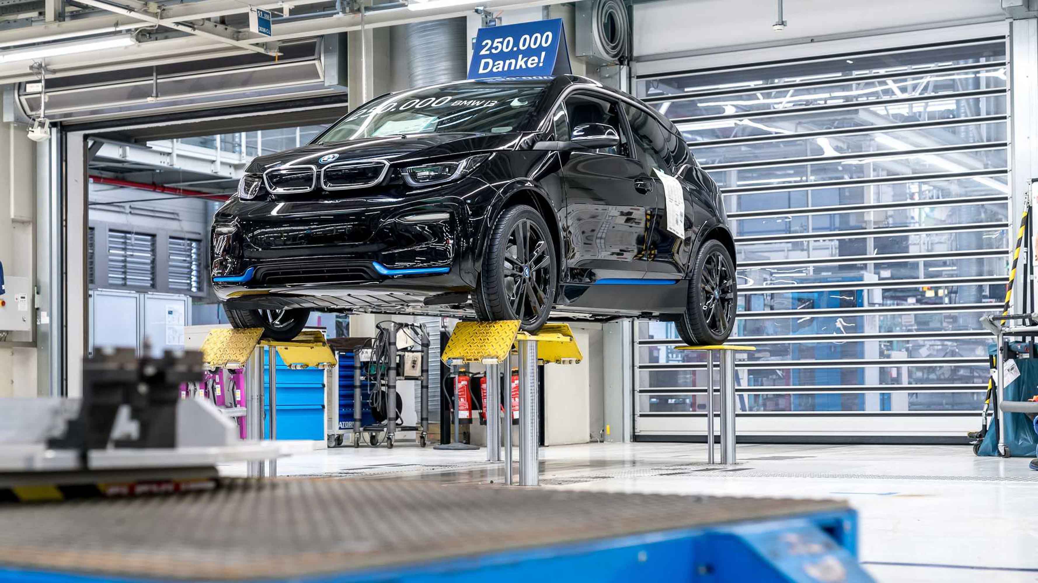 BMW i3 End Production (6).JPG