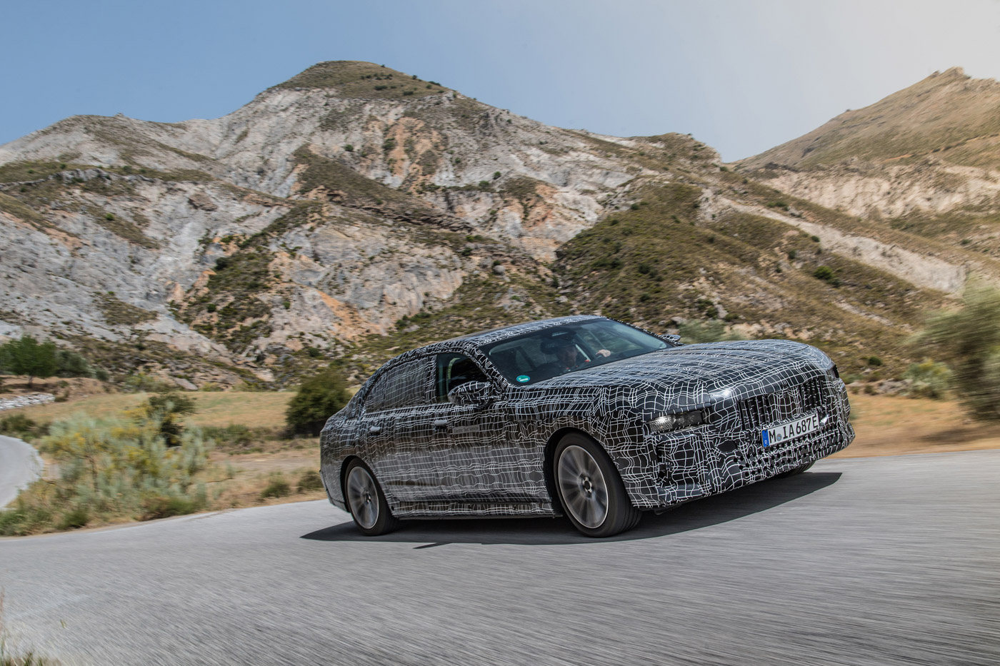 bmw i7 (12).JPG