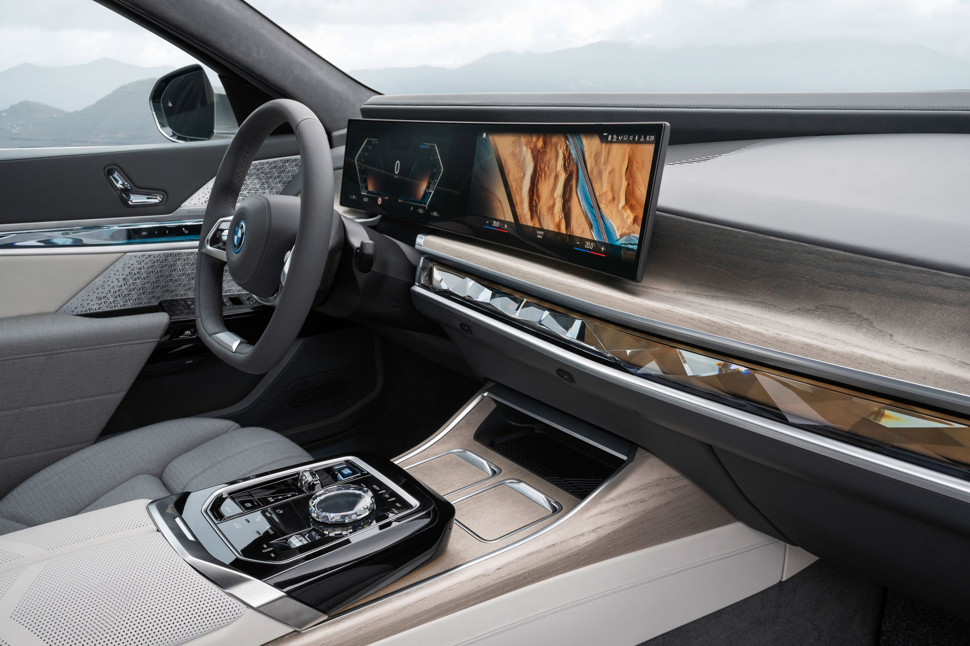 BMW i7 (16).jpg