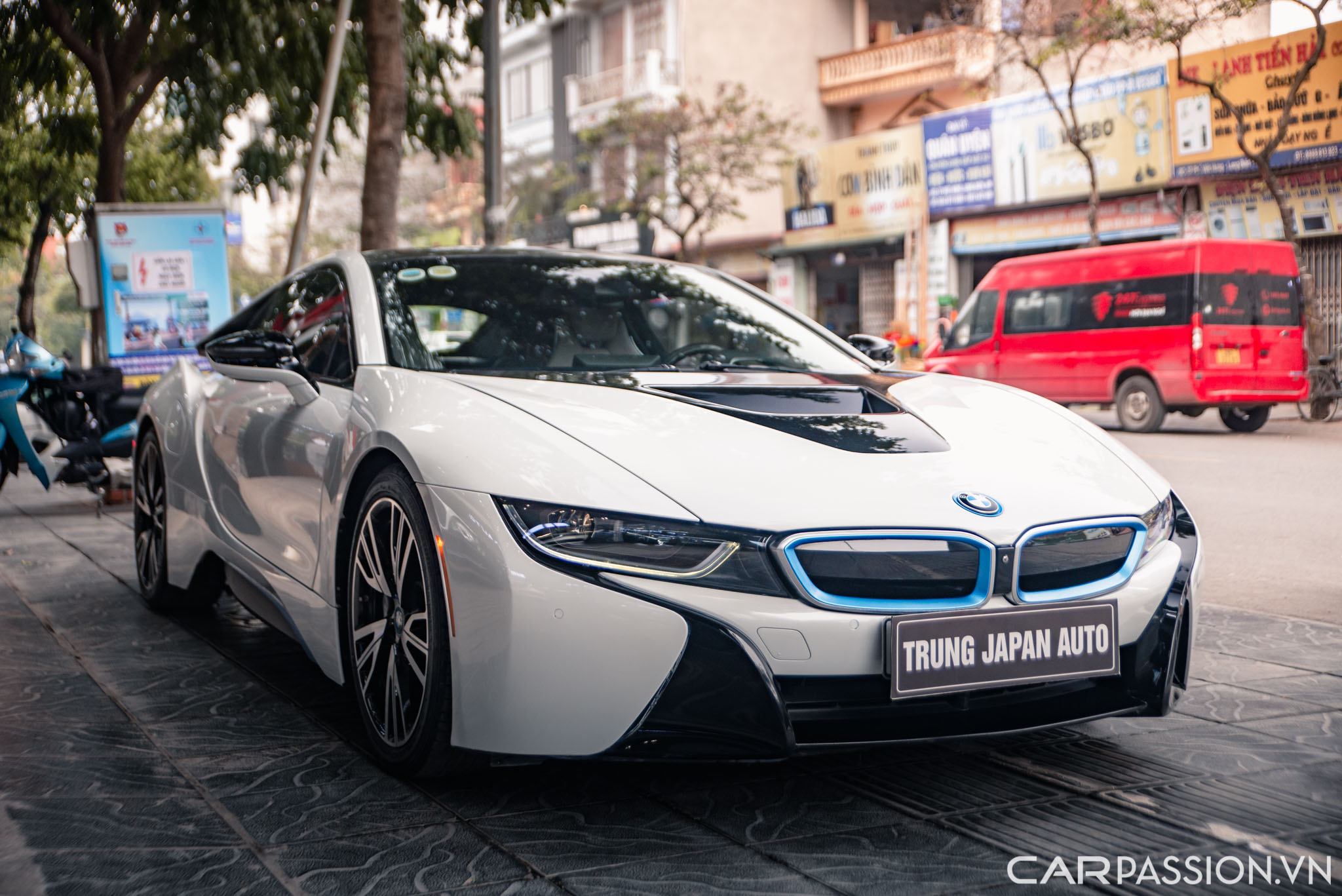 BMW i8 (12).jpg