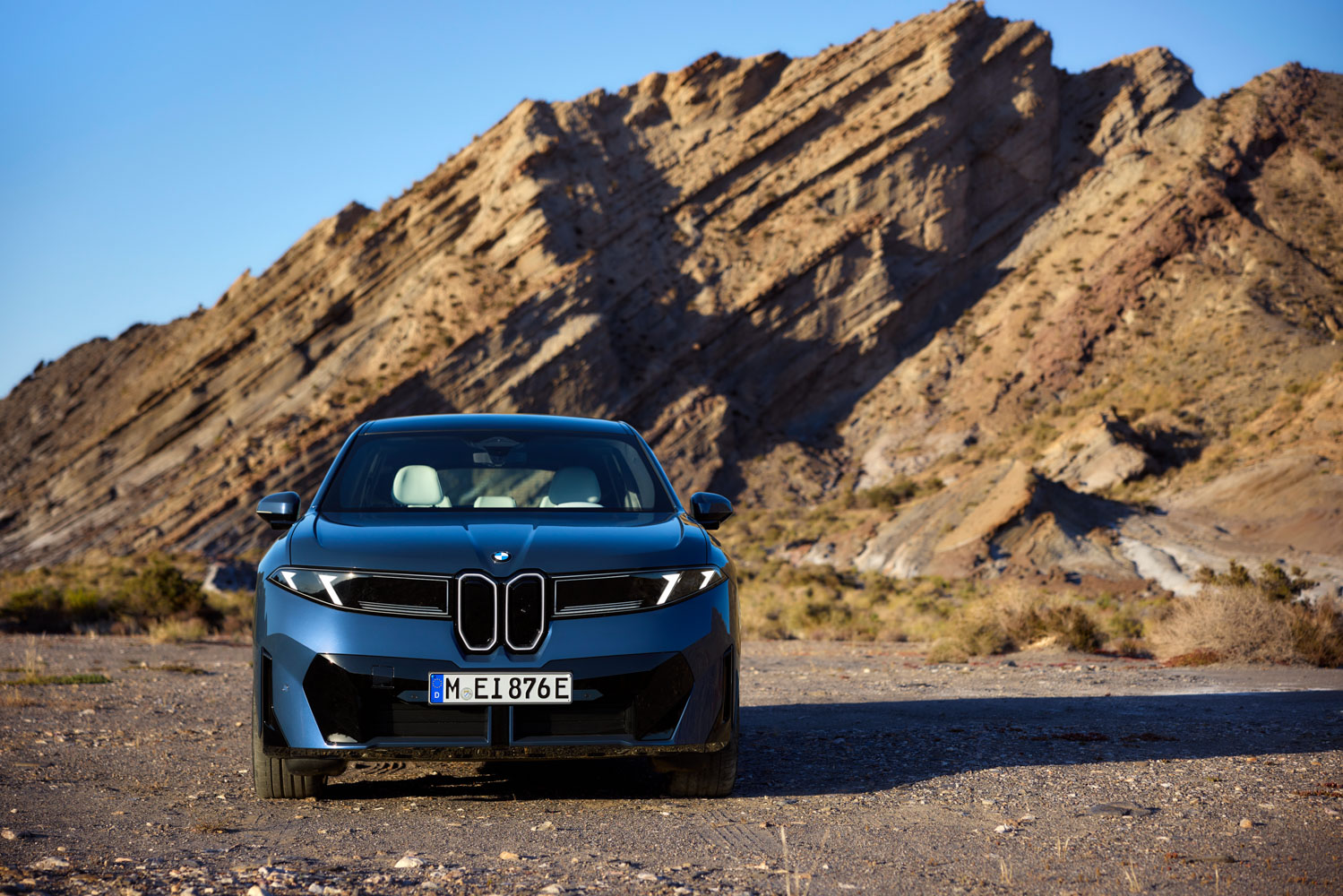 BMW-iX3-50 xDrive-Neue-Klasse-anh-_11.jpg