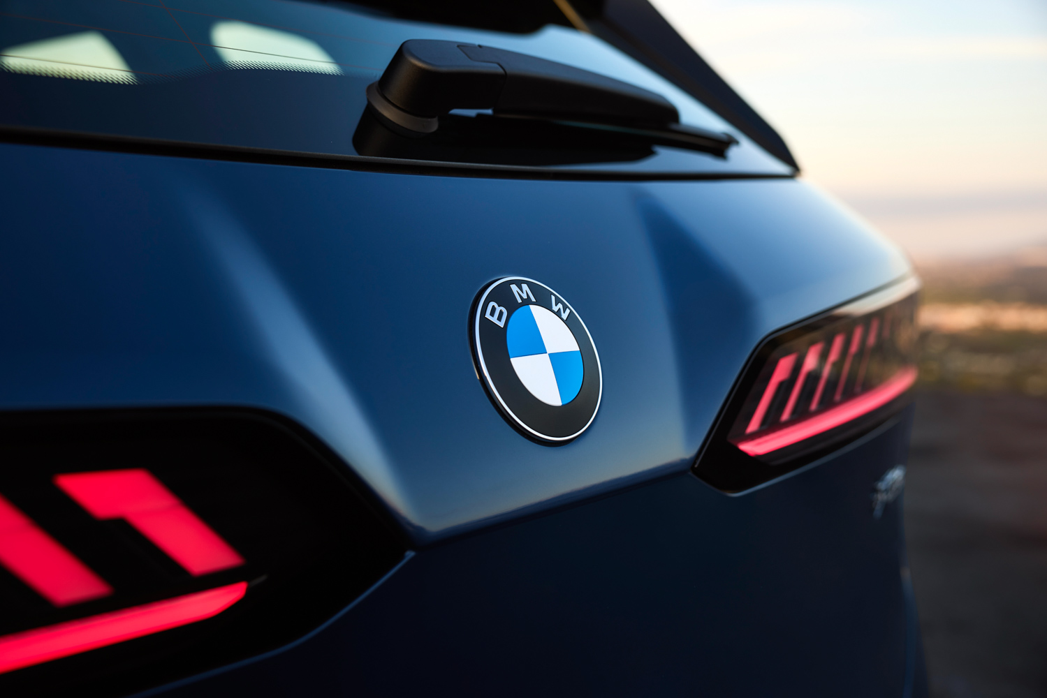 BMW-iX3-50 xDrive-Neue-Klasse-anh-_12.jpg