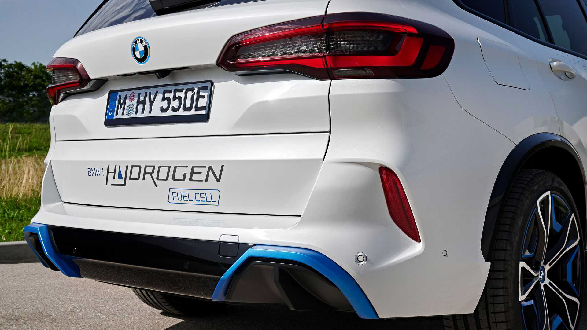 BMW ix5 Hydrogen (13).JPG