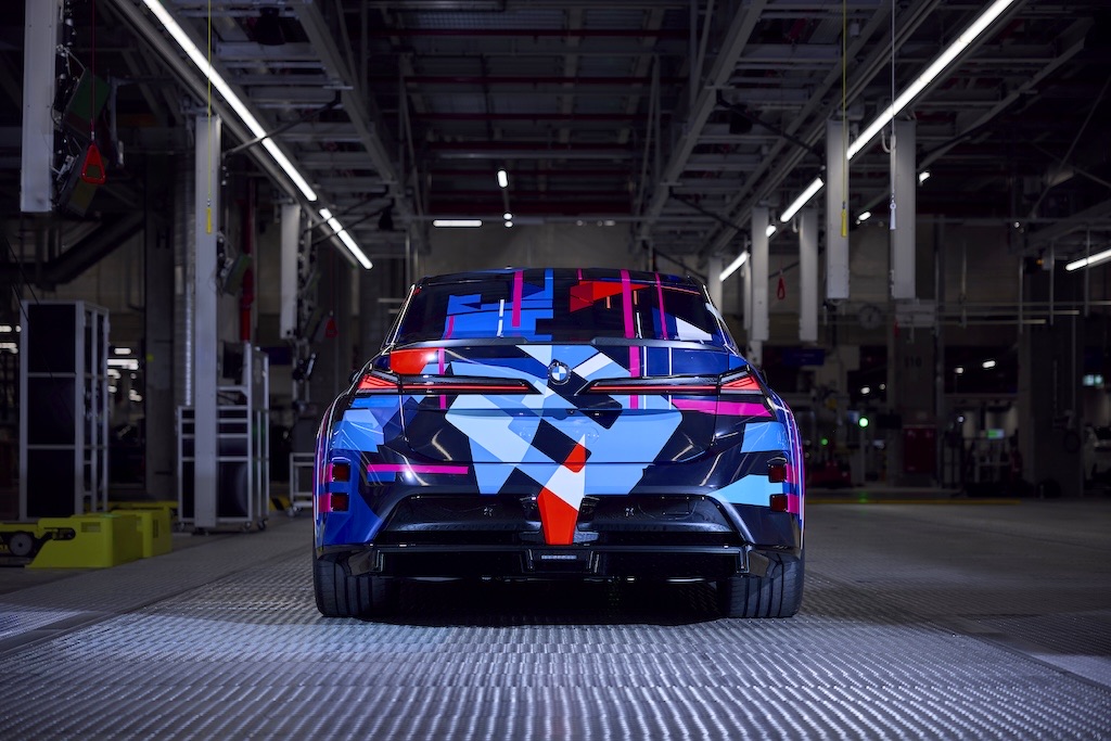 BMW m 100 chiec-anh-5.jpeg