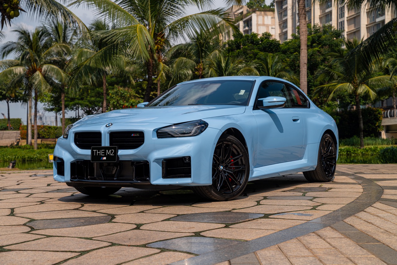 bmw-m2-anh-2.jpeg