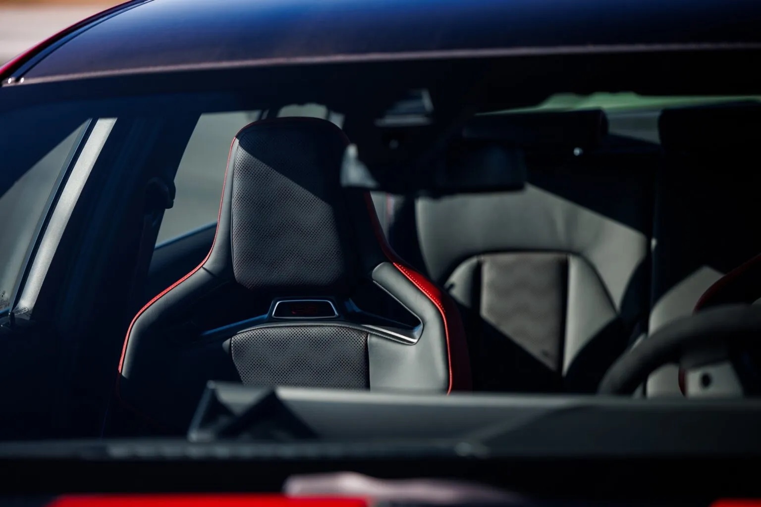 BMW-M3-CS-Handschalter-New-anh-45.jpeg