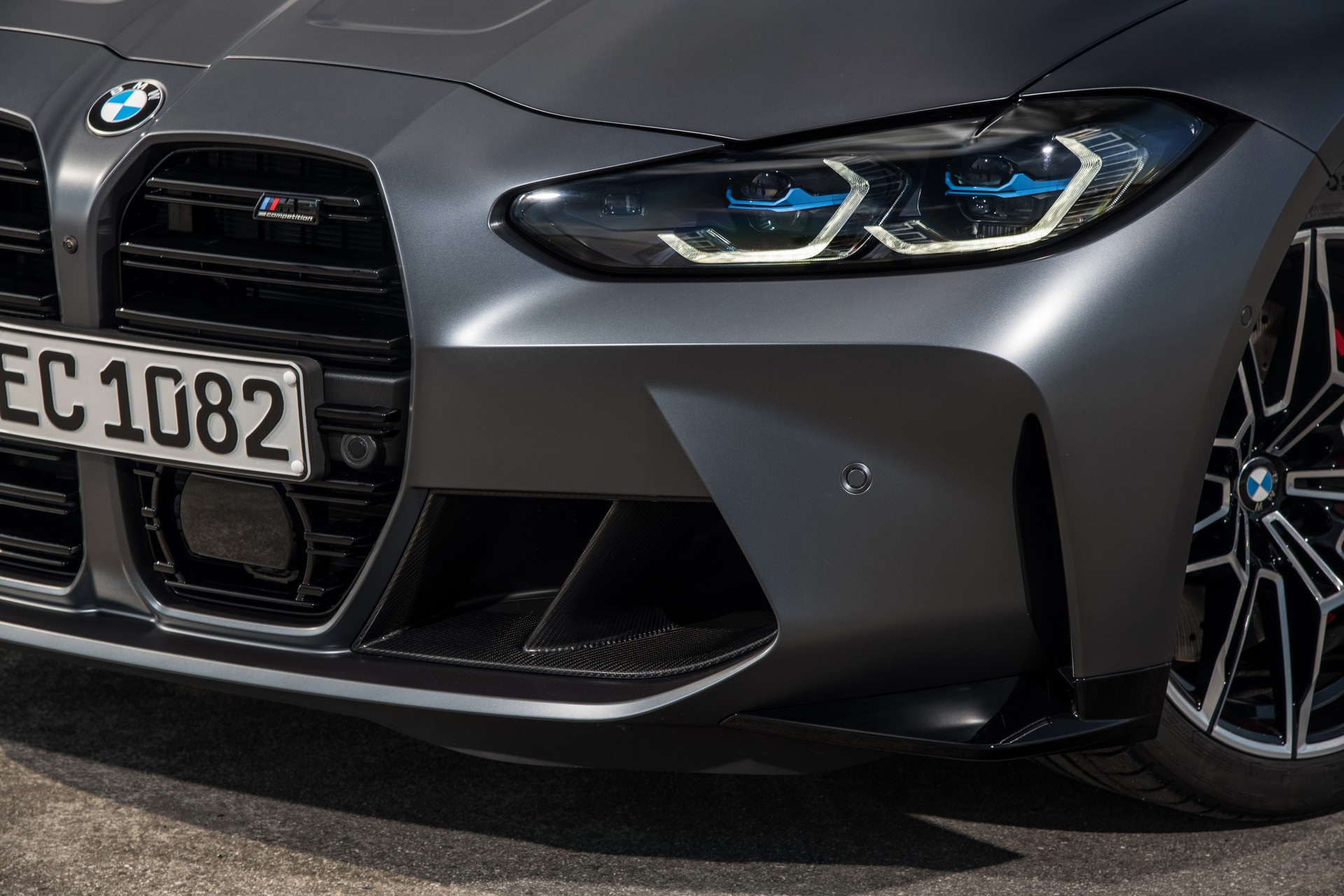 BMW-M3-M4-Competition-xDrive-74.jpg