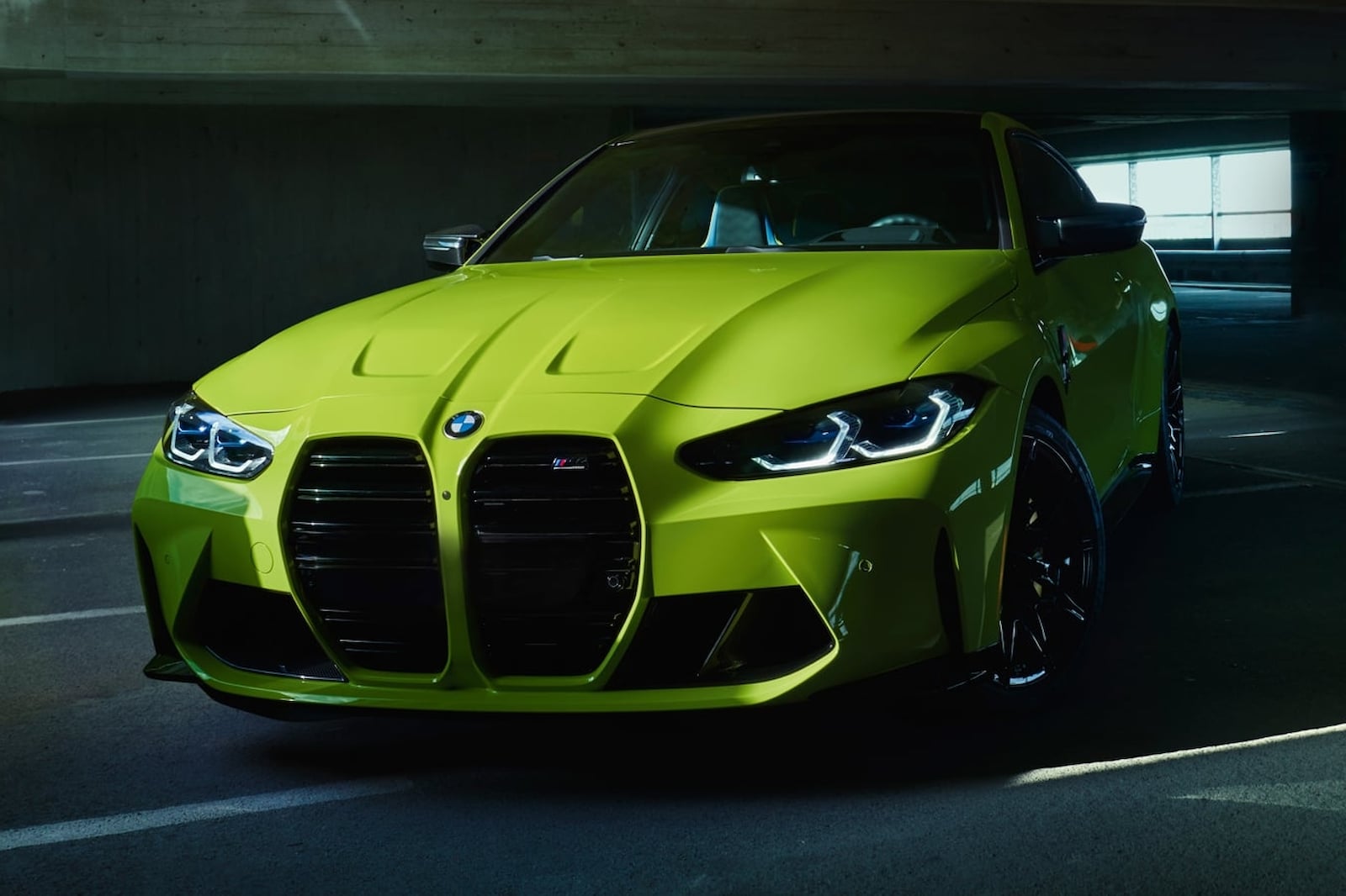 BMW M4 Alcantara (12).jpg