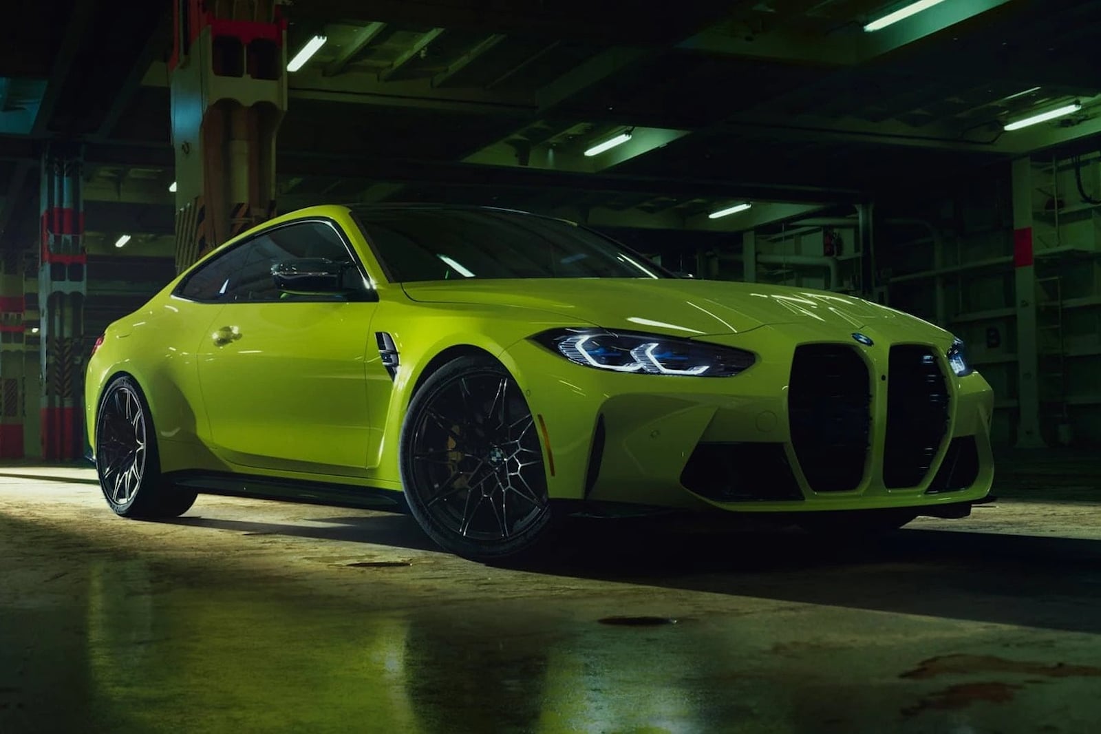 BMW M4 Alcantara (13).jpg