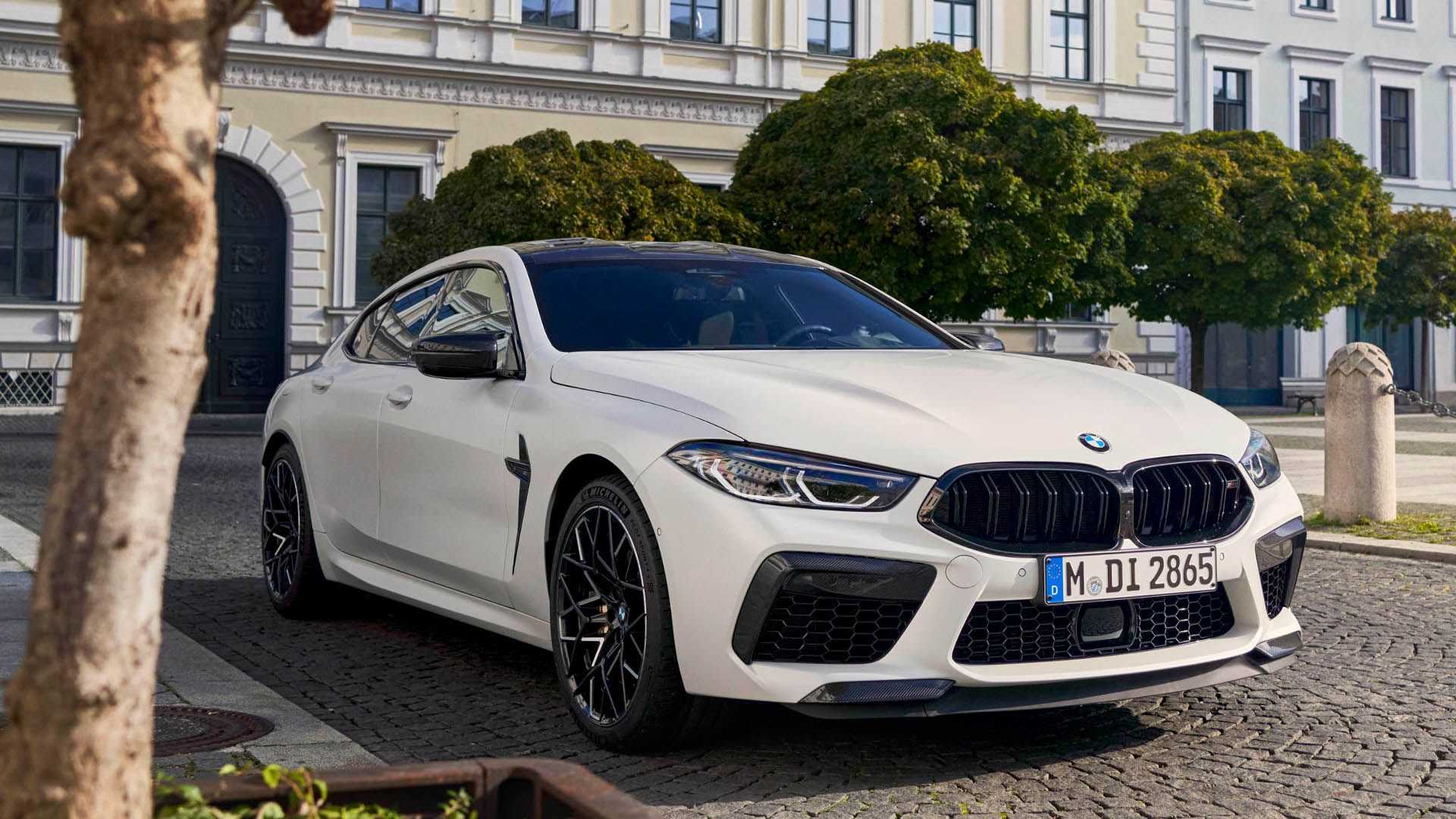 BMW M8 Competition (2).jpg