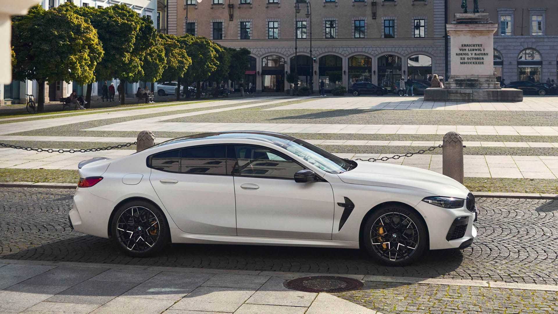 BMW M8 Competition (3).jpg