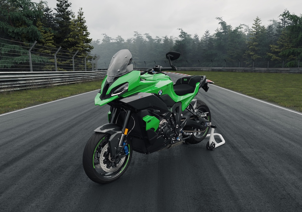 BMW-Motorrad-100-Jahre-Nürburgring-anh-6.jpg