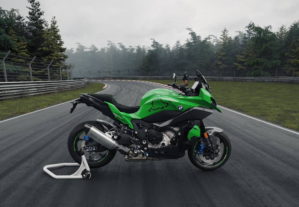 BMW-Motorrad-100-Jahre-Nürburgring-anh-7.jpg