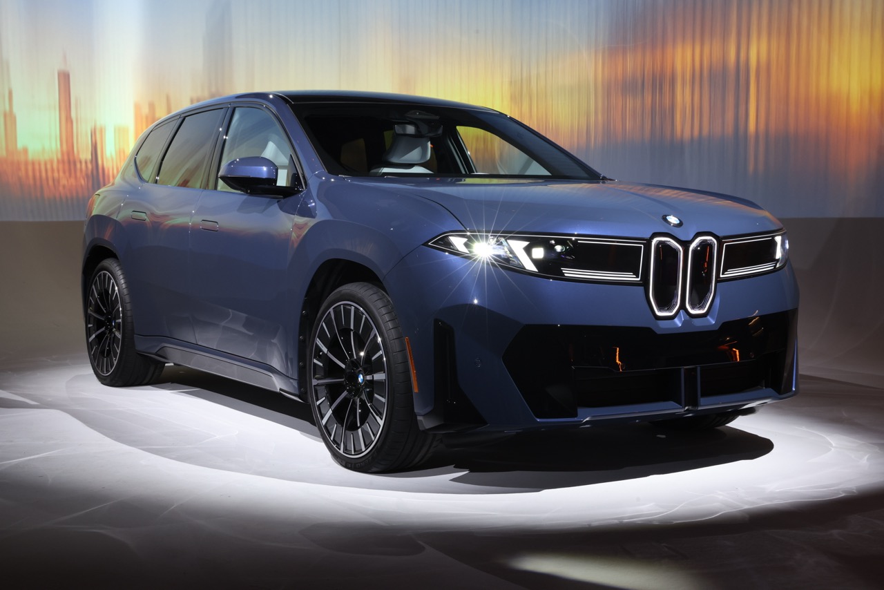 bmw-Neue Klasse-anh-1.jpeg