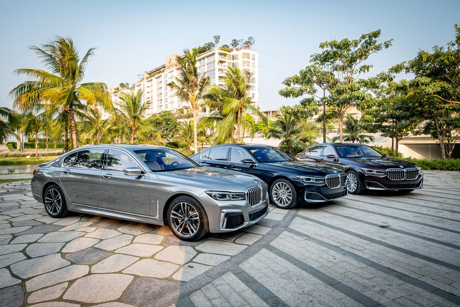 bmw-uu-dai-100-le-phi-truoc-ba-anh_2.JPG