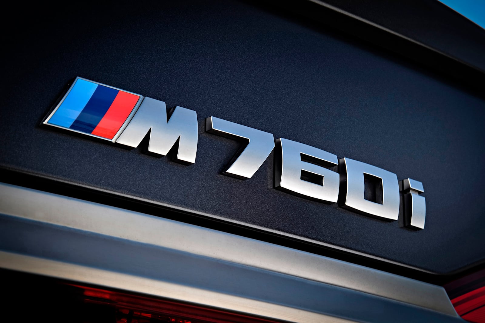 BMW V12 (11).jpg