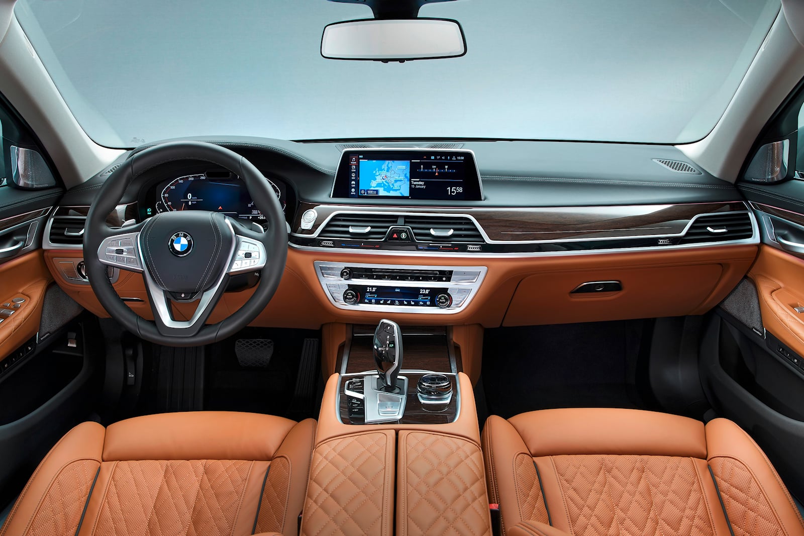 BMW V12 (9).jpg