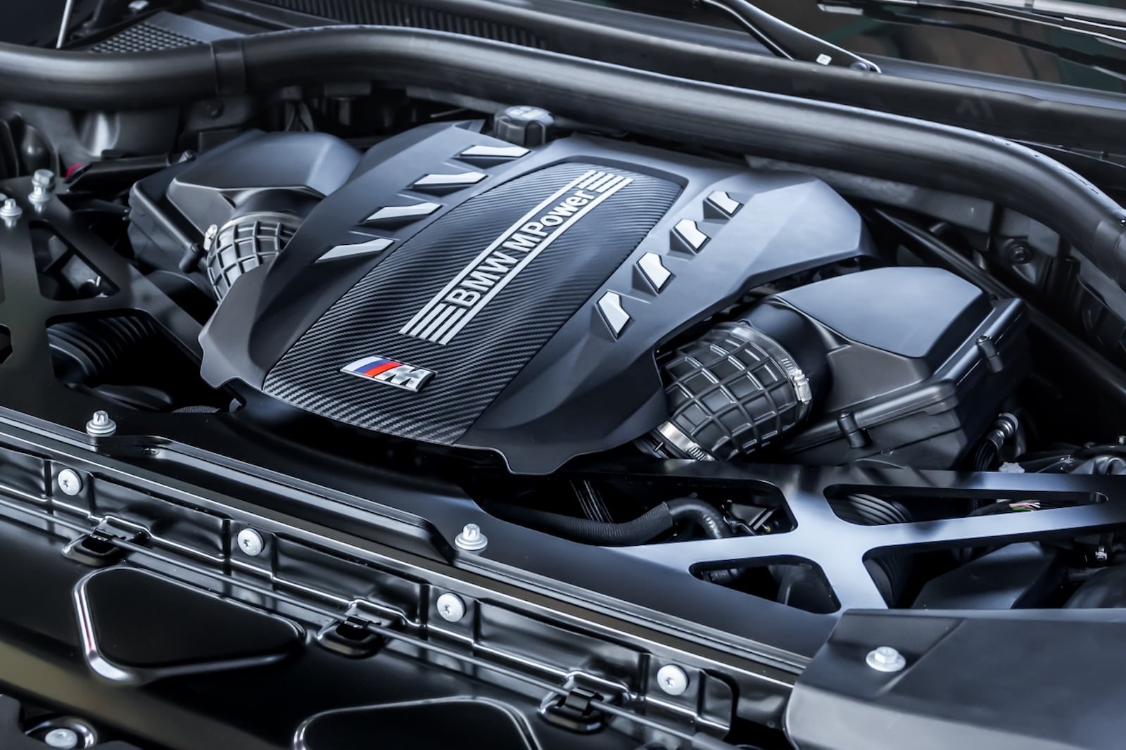 bmw-x5-m-anh-8.jpeg