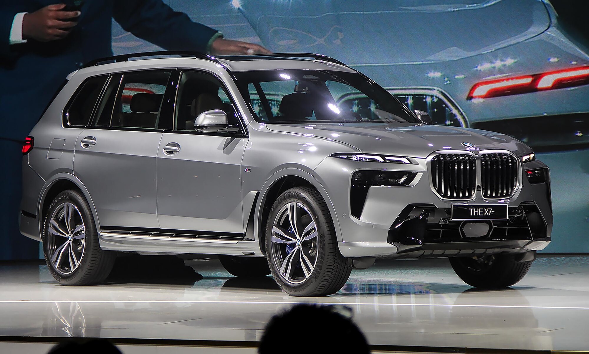 bmw x7.jpg