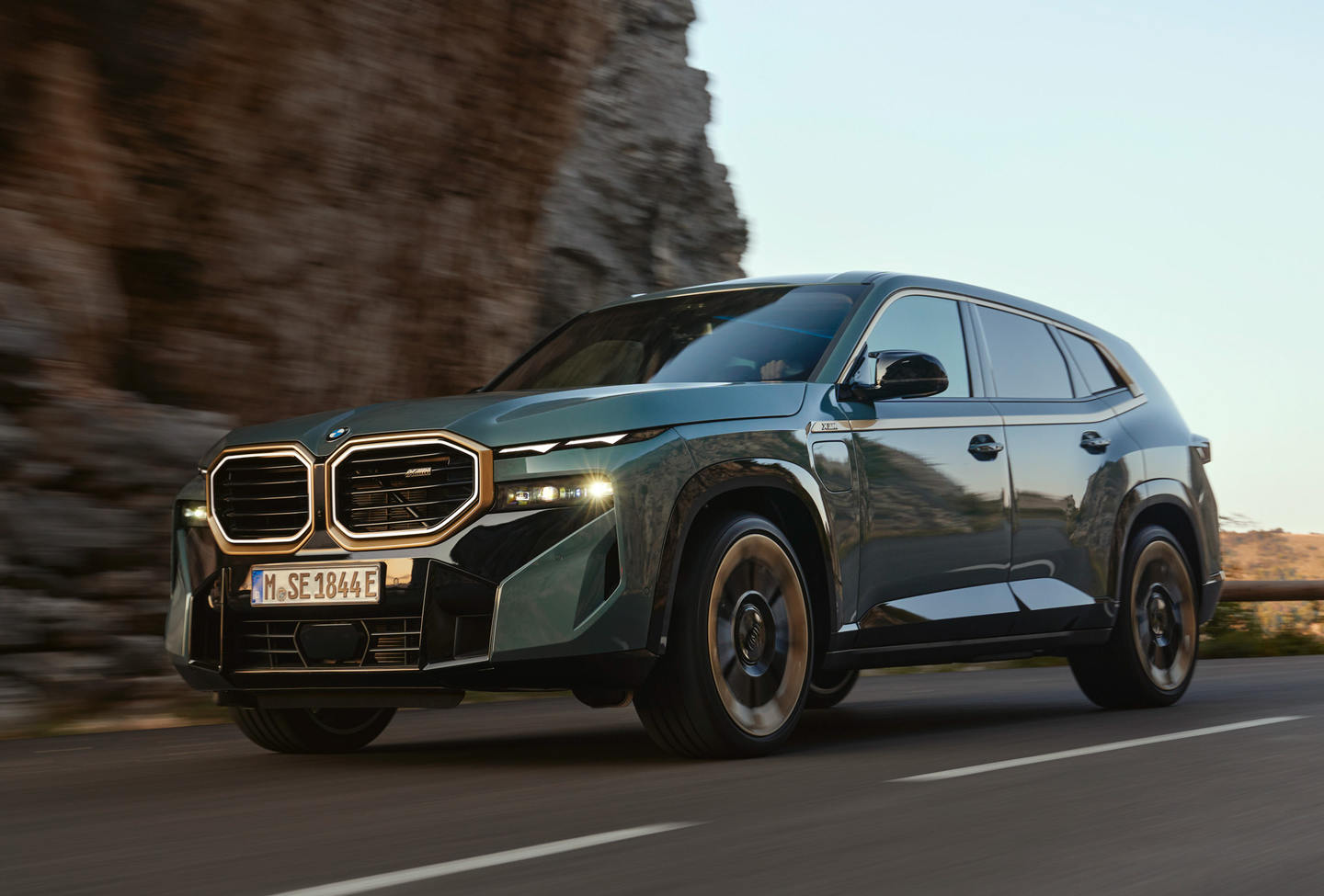 BMW XM (5).jpg
