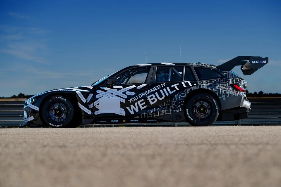 BMW_M3_Touring_24H_6.jpg