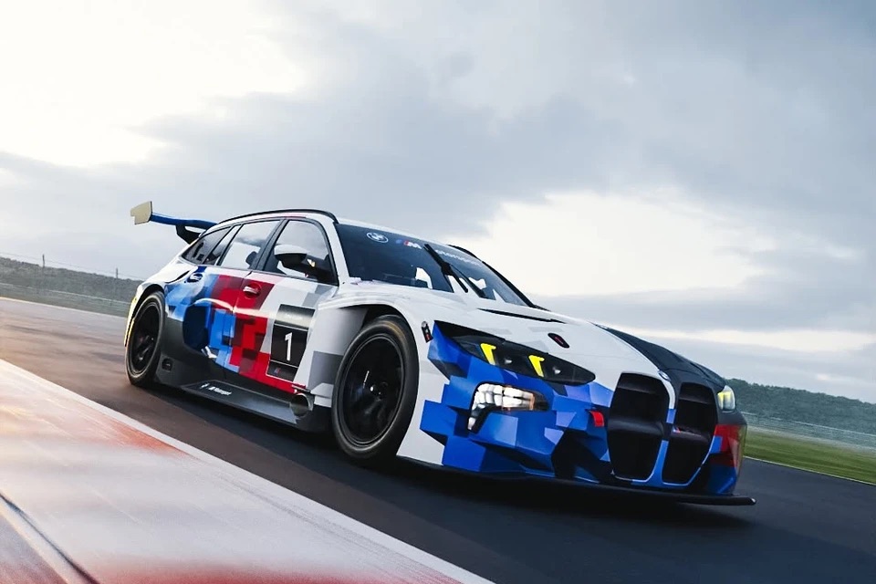 BMW_M3_Touring_GT3_EVO_1.jpeg