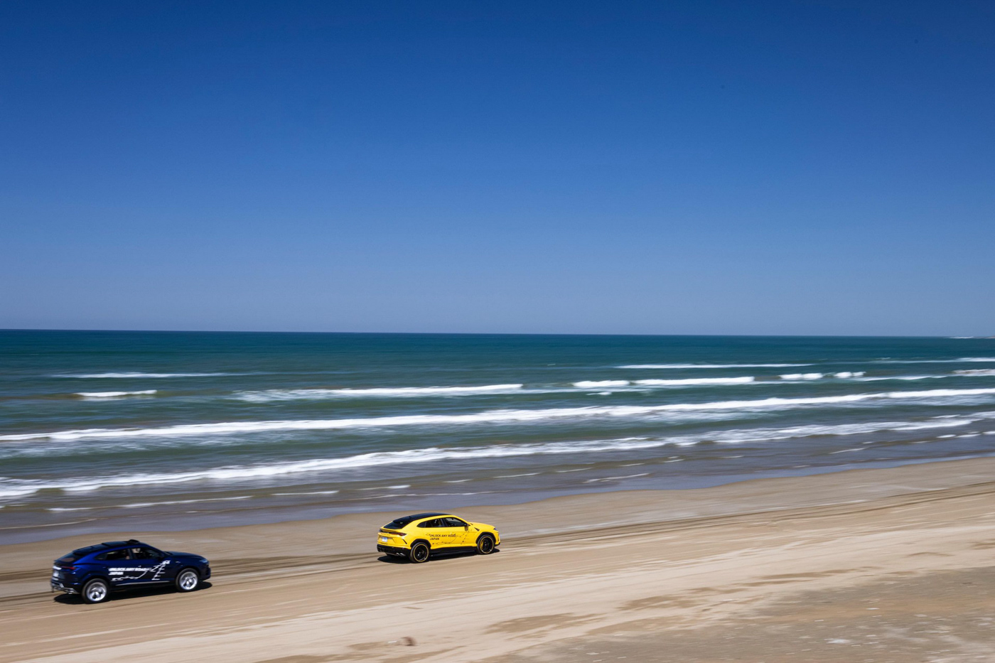 Bộ-đôi-Lamborghini-Urus-vượt-hơn-6.500-km-trong-hành-trình-xuyên-Nhật-Bản (13).jpg