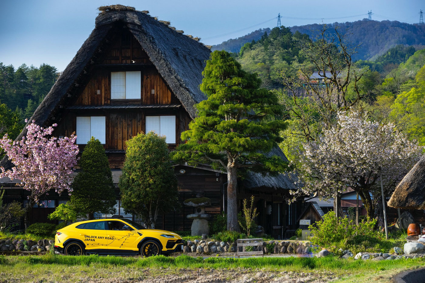 Bộ-đôi-Lamborghini-Urus-vượt-hơn-6.500-km-trong-hành-trình-xuyên-Nhật-Bản (27).jpg