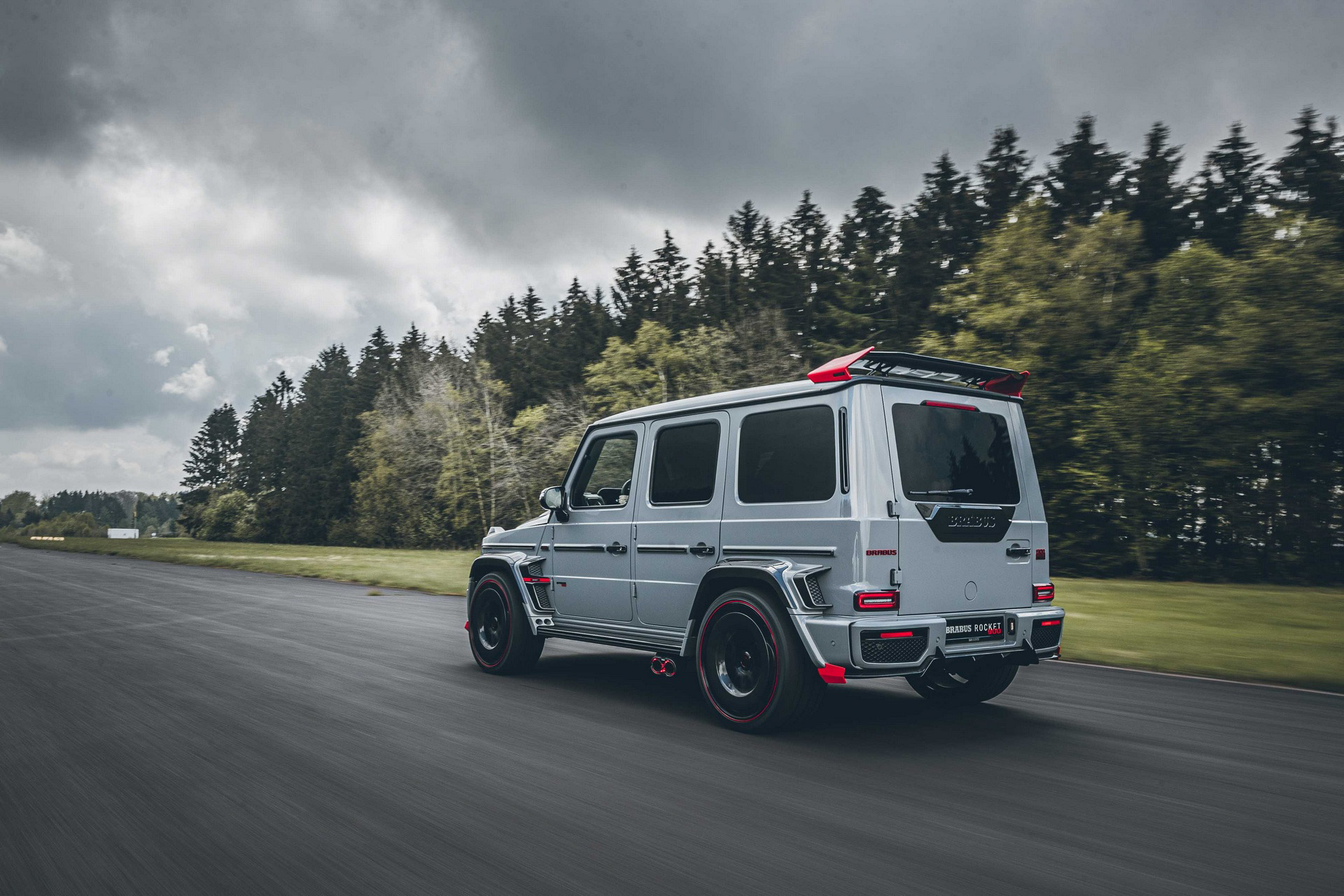 Brabus Rocket 900 (16).JPG
