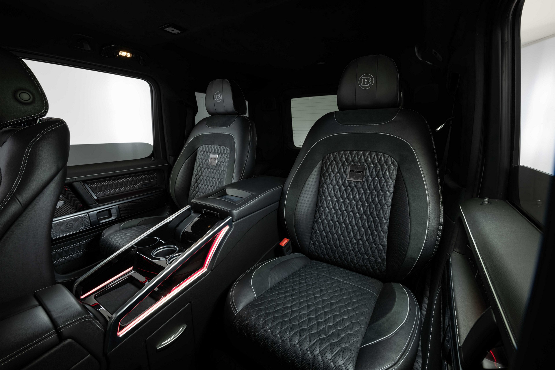 Brabus Rocket 900 (6).JPG
