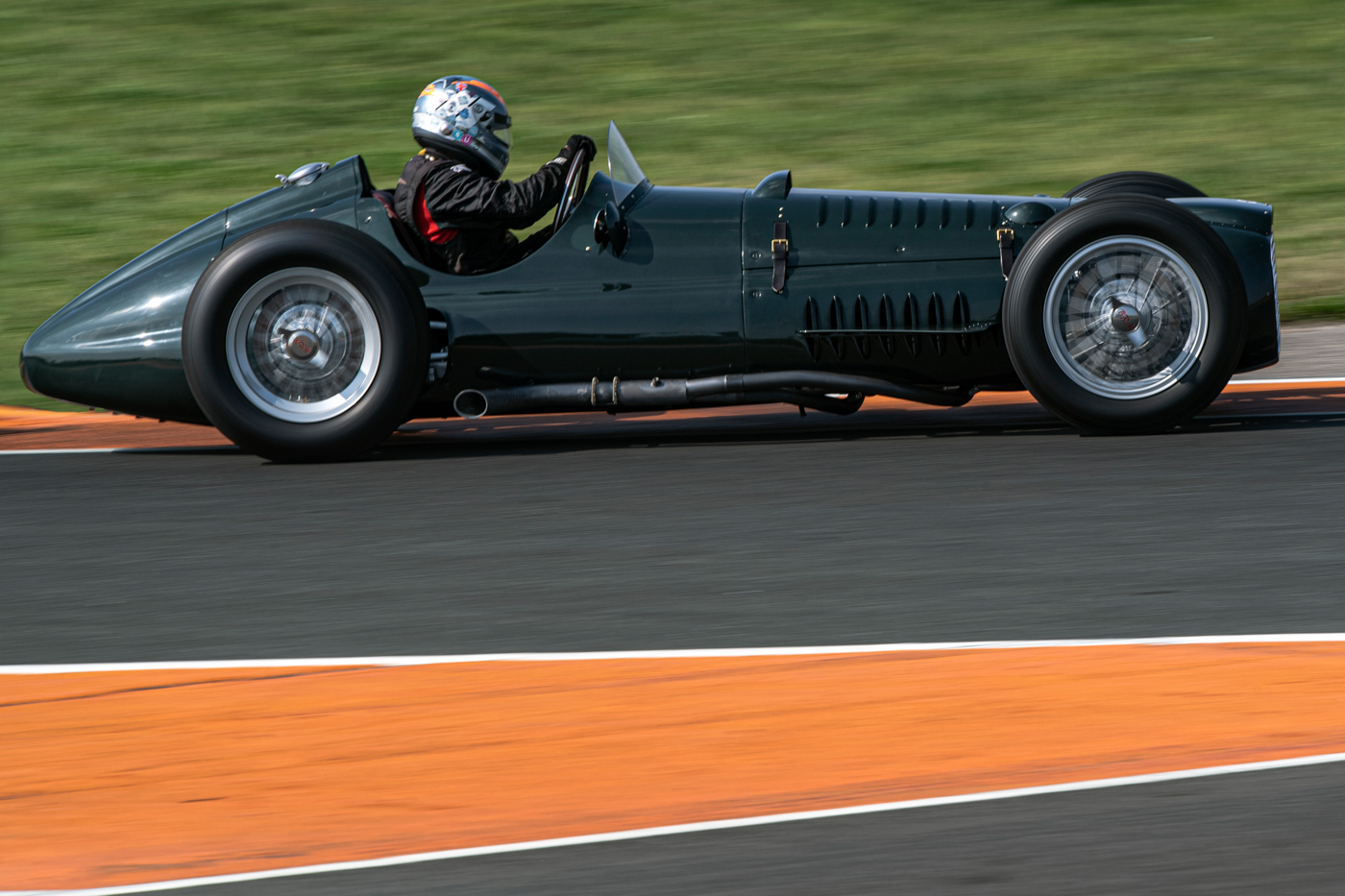 BRM P15 V16 (6).JPG