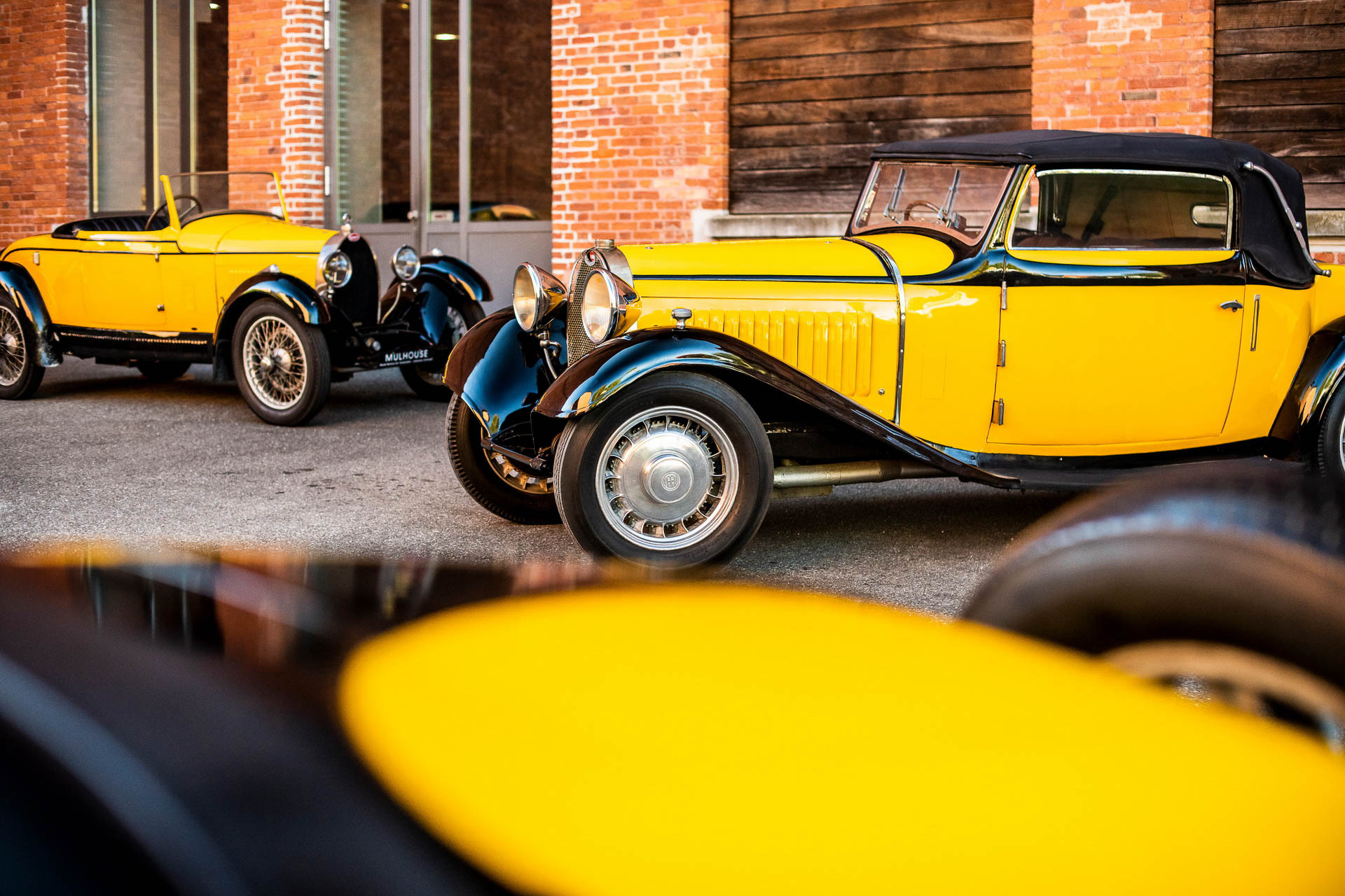 Bugatti Black & Yellow (11).JPG