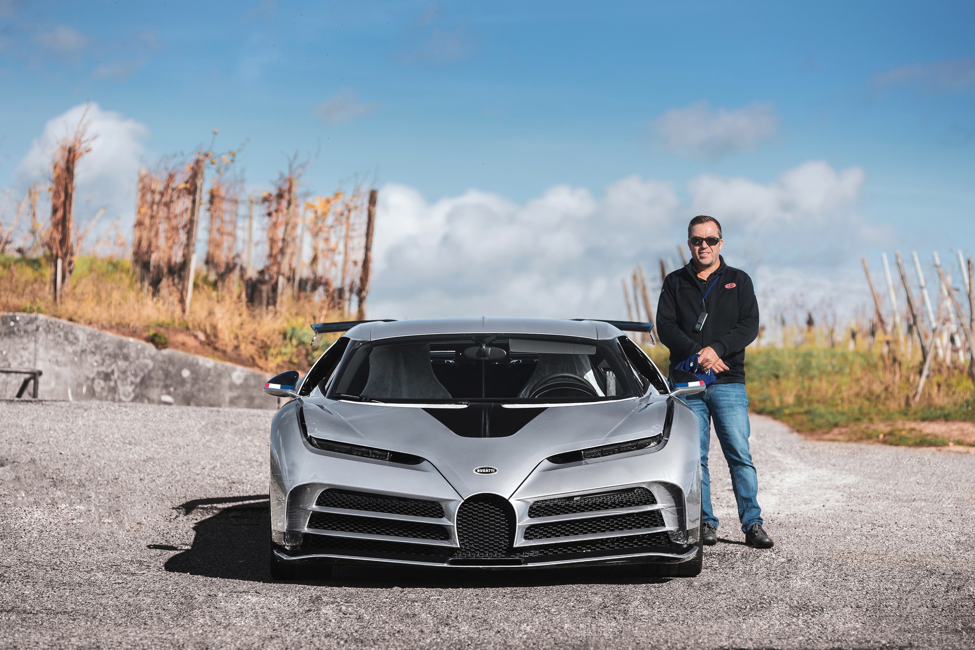 Bugatti Centodieci (3).jpg