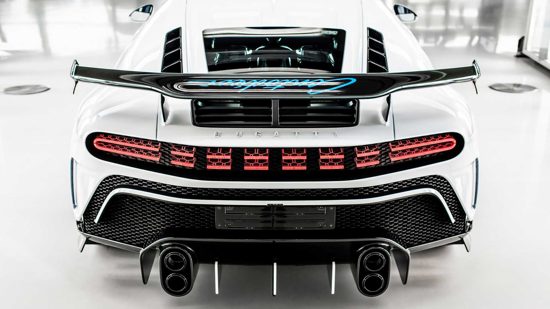 Bugatti Centodieci (3).jpg