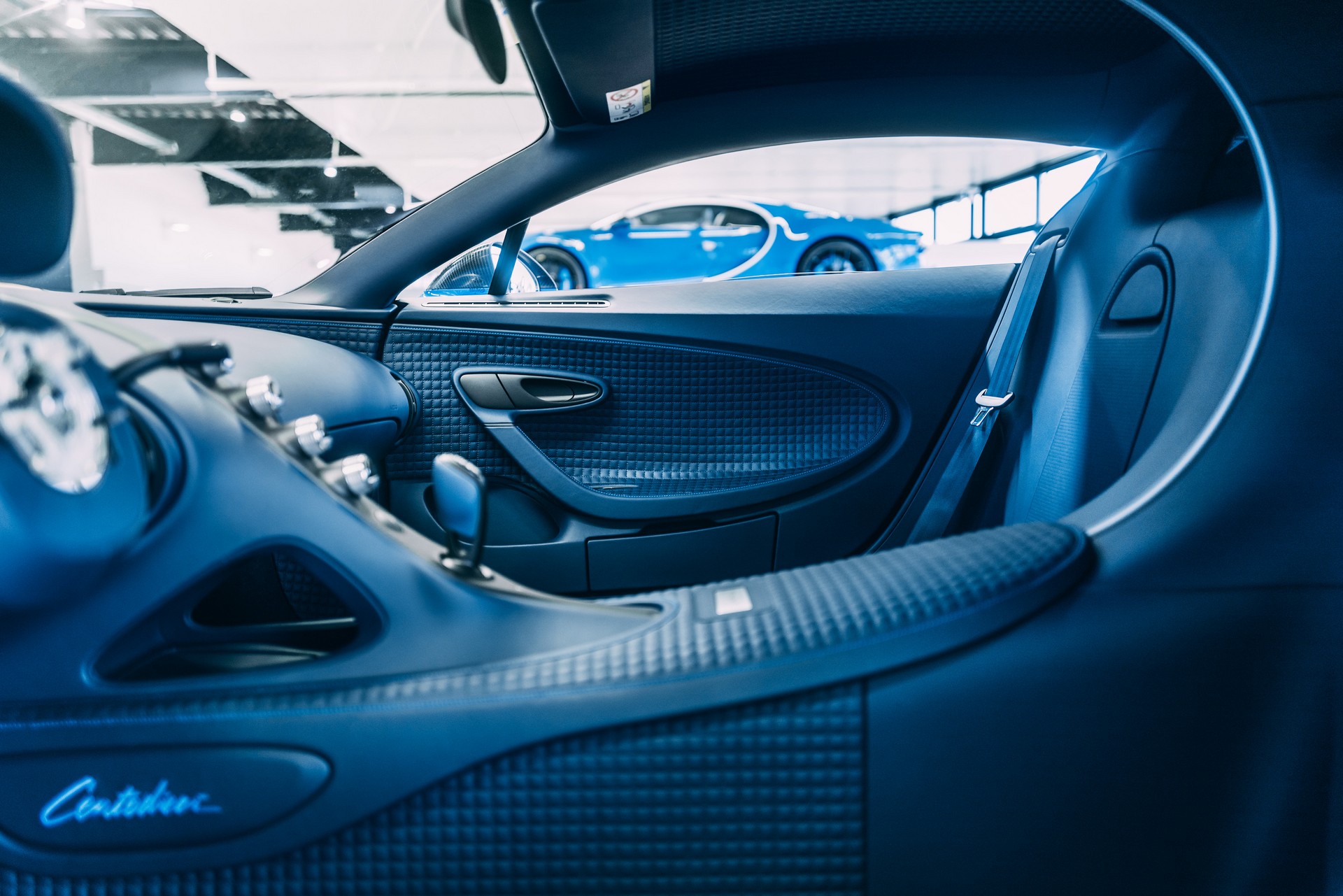 Bugatti Centodieci (4).jpg