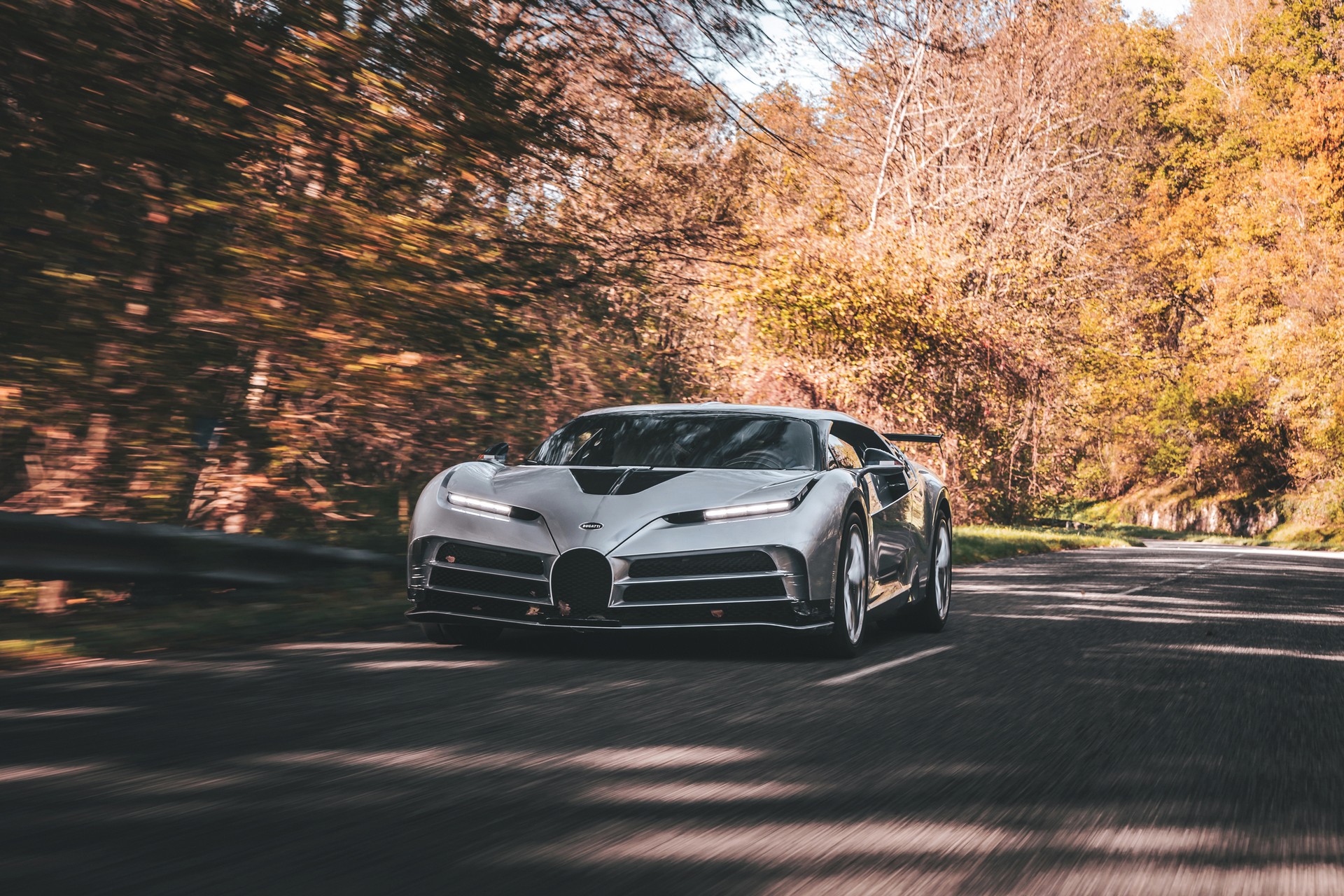 Bugatti Centodieci (4).jpg