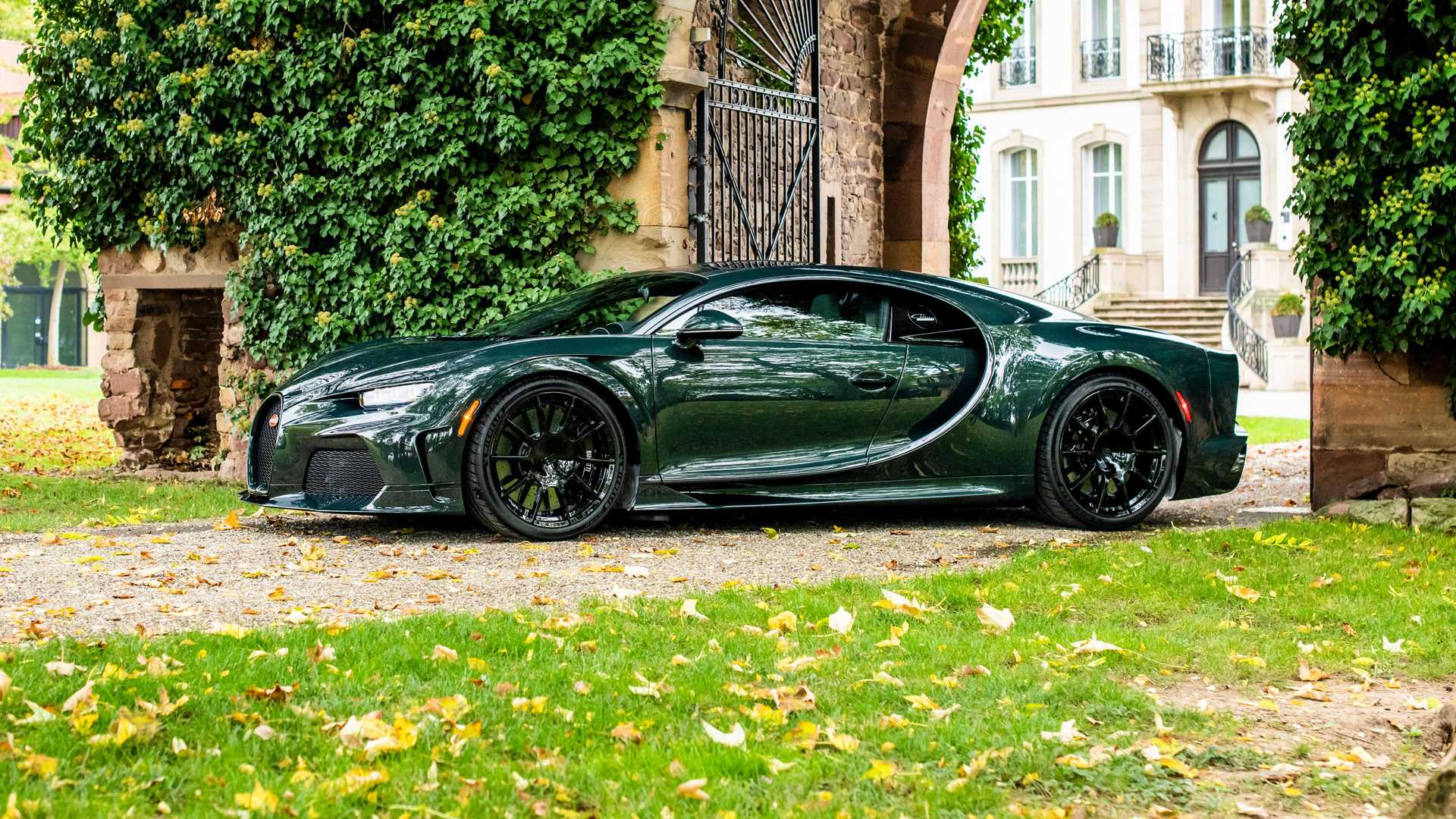 Bugatti Chiron 400th (12).jpg