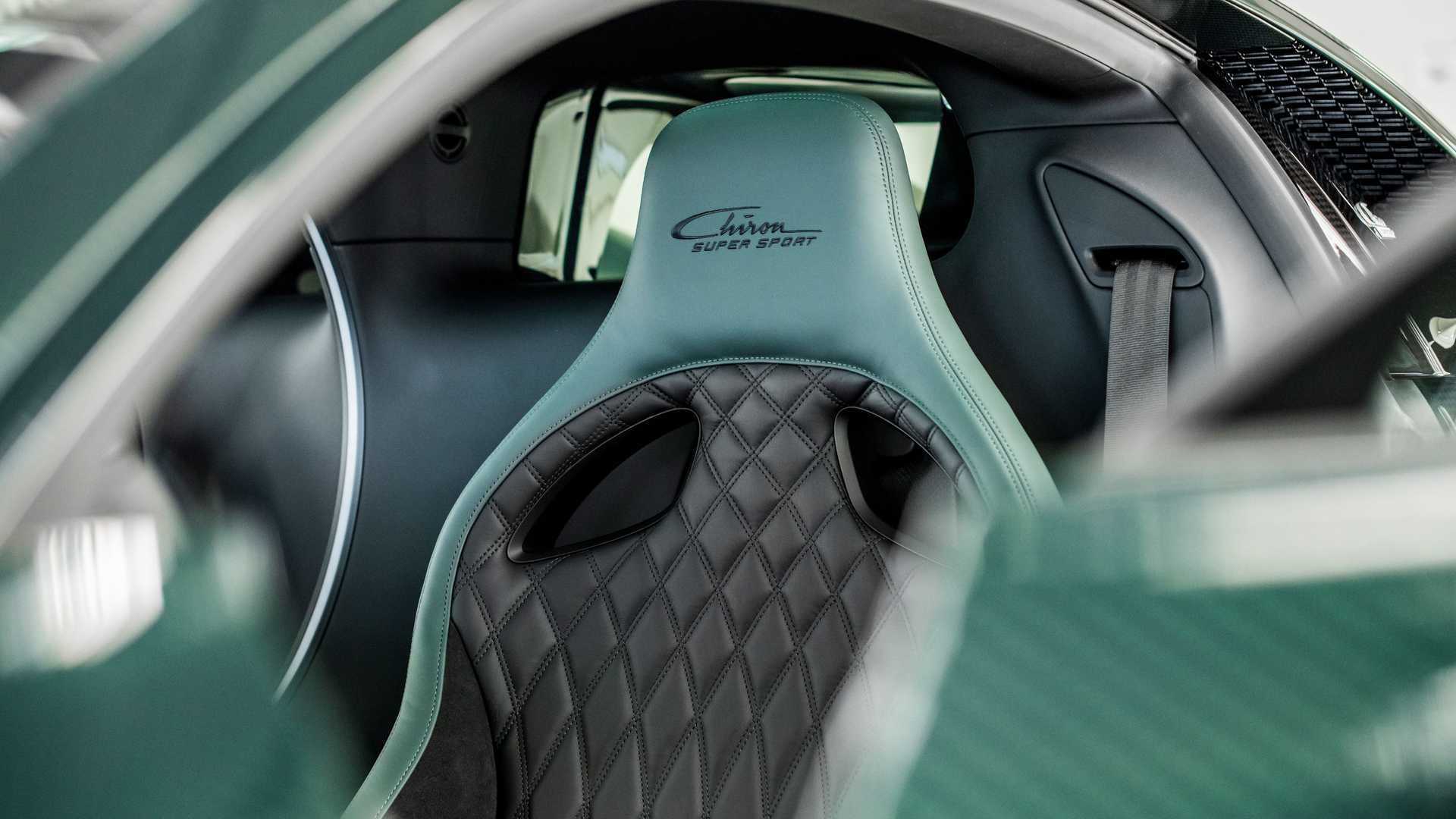 Bugatti Chiron 400th (5).jpg