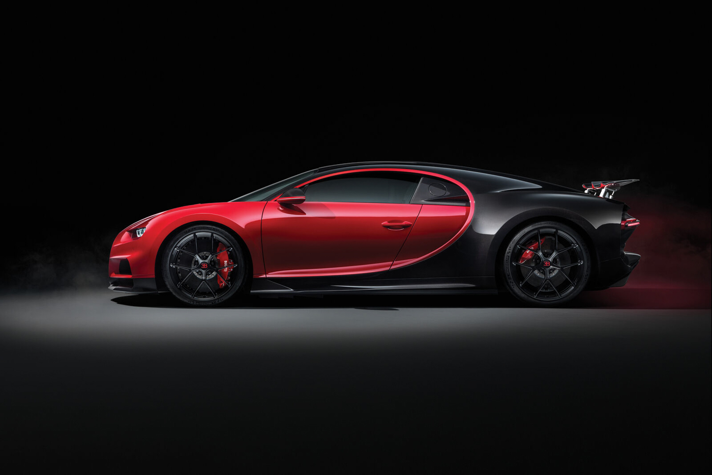 Bugatti Chiron (7).JPG