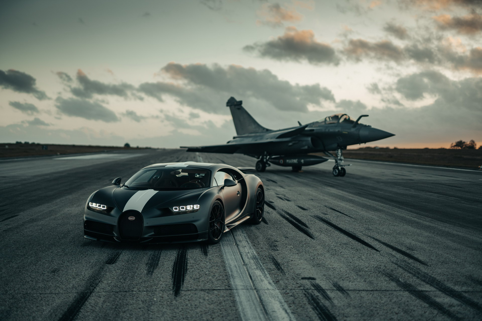 Bugatti Chiron (7).jpg