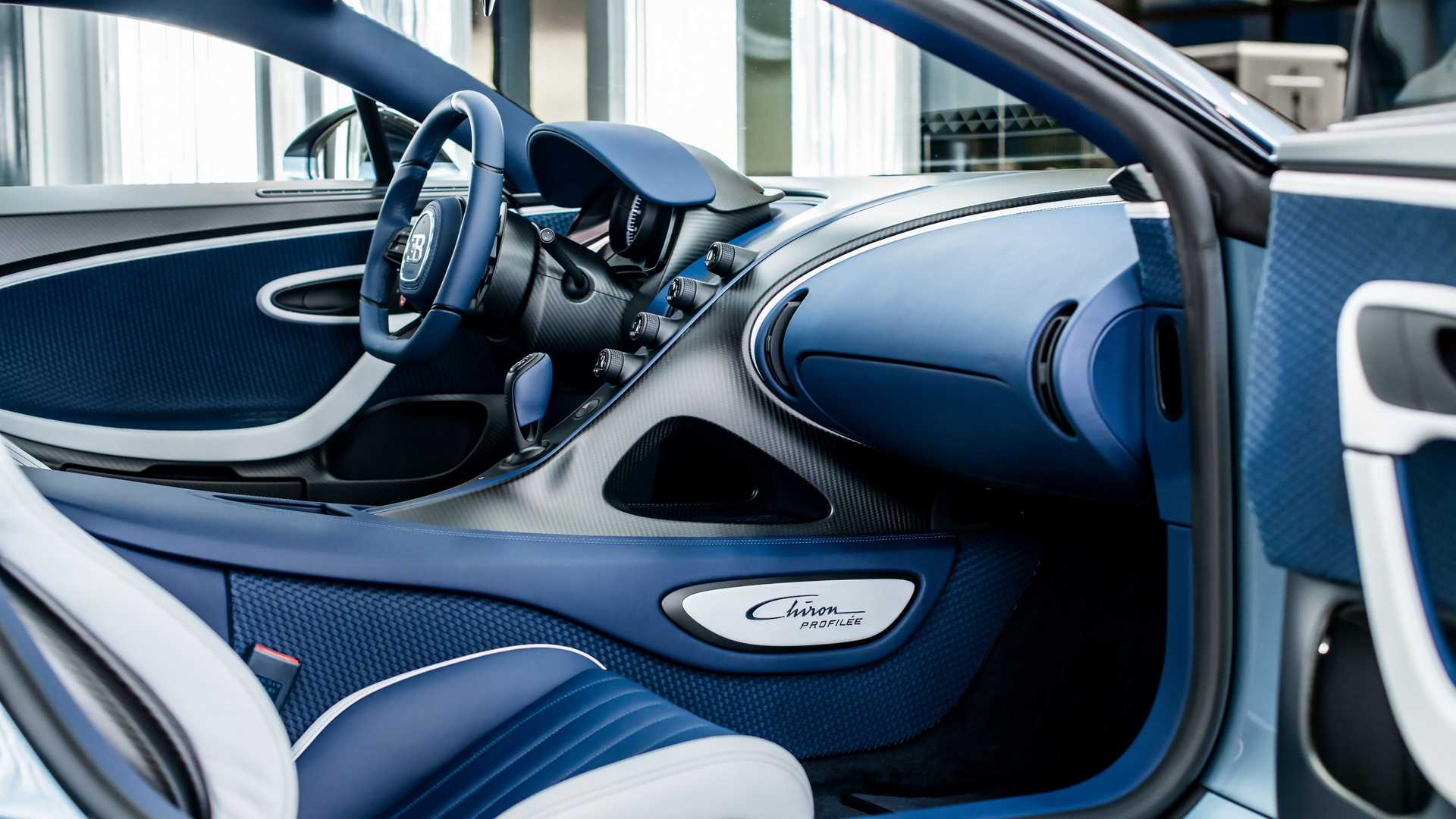 Bugatti Chiron Profilee (14).jpg