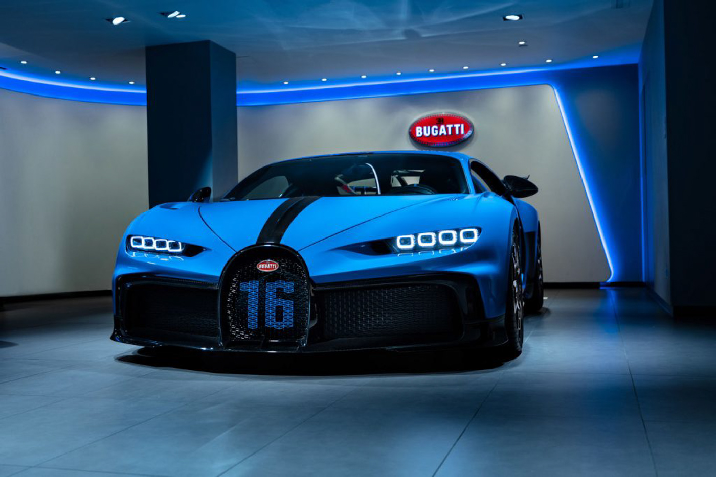 Bugatti Chiron Pur Sport (3).JPG
