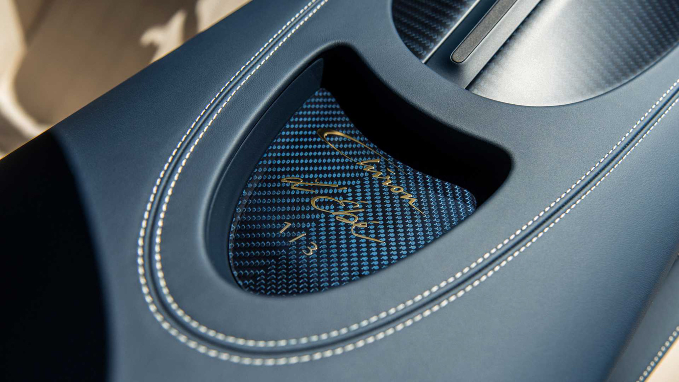Bugatti Chiron Special Edition (2).JPG